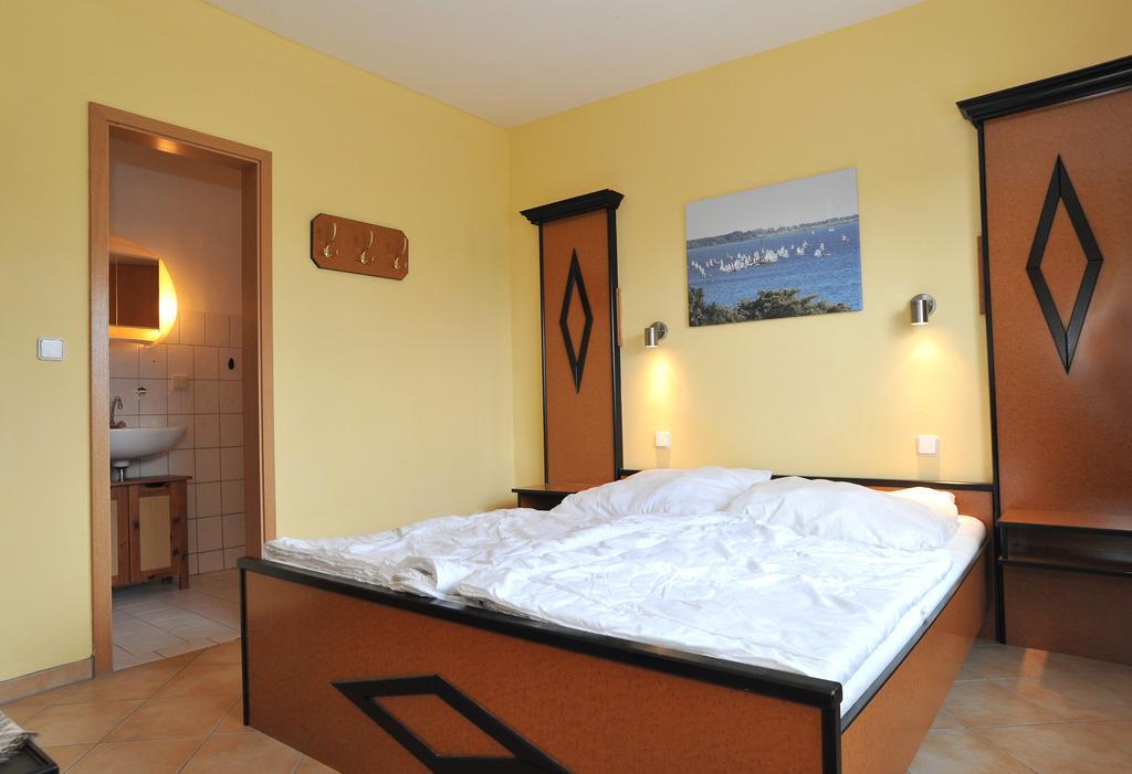 Nohotel Hostel Dranske Habitación foto