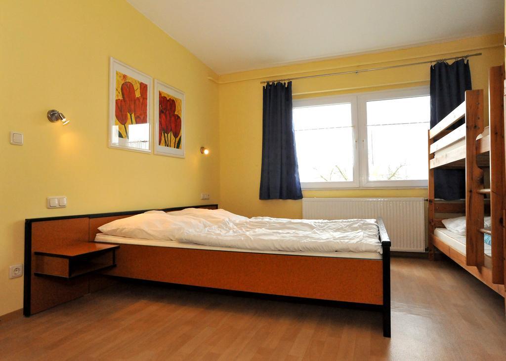 Nohotel Hostel Dranske Habitación foto